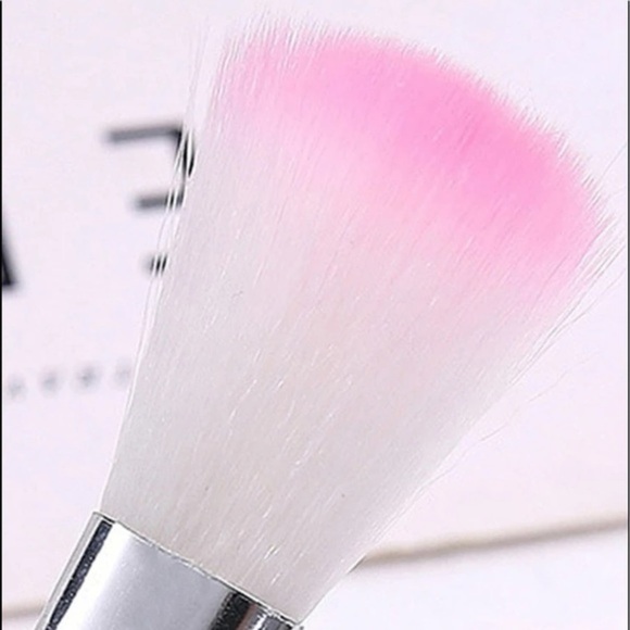 Five Piece Makeup Brush - NWT - Picture 6 of 7
